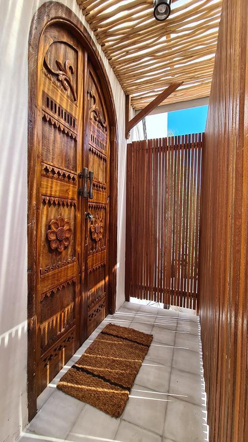 Shore Thing Gili Air Beachfront Apartment Exterior foto